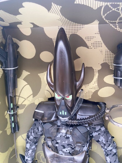 Futura 2000 Unkle 77 Pointman RAH 12" Medicom 2004 NIB – Image 5