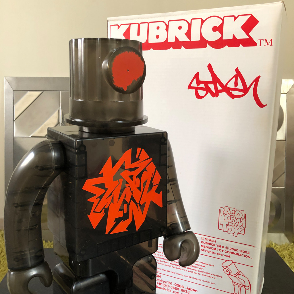STASH-Kubrick-1000-Medicom-