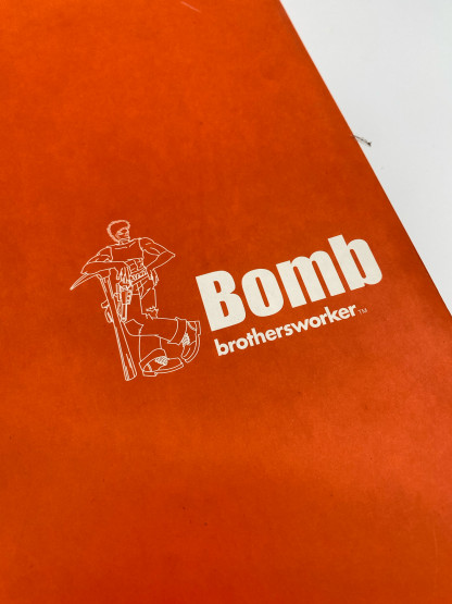 Bomb BROTHERSWORKER Brothersfree X Hot Toys 2003 MIB