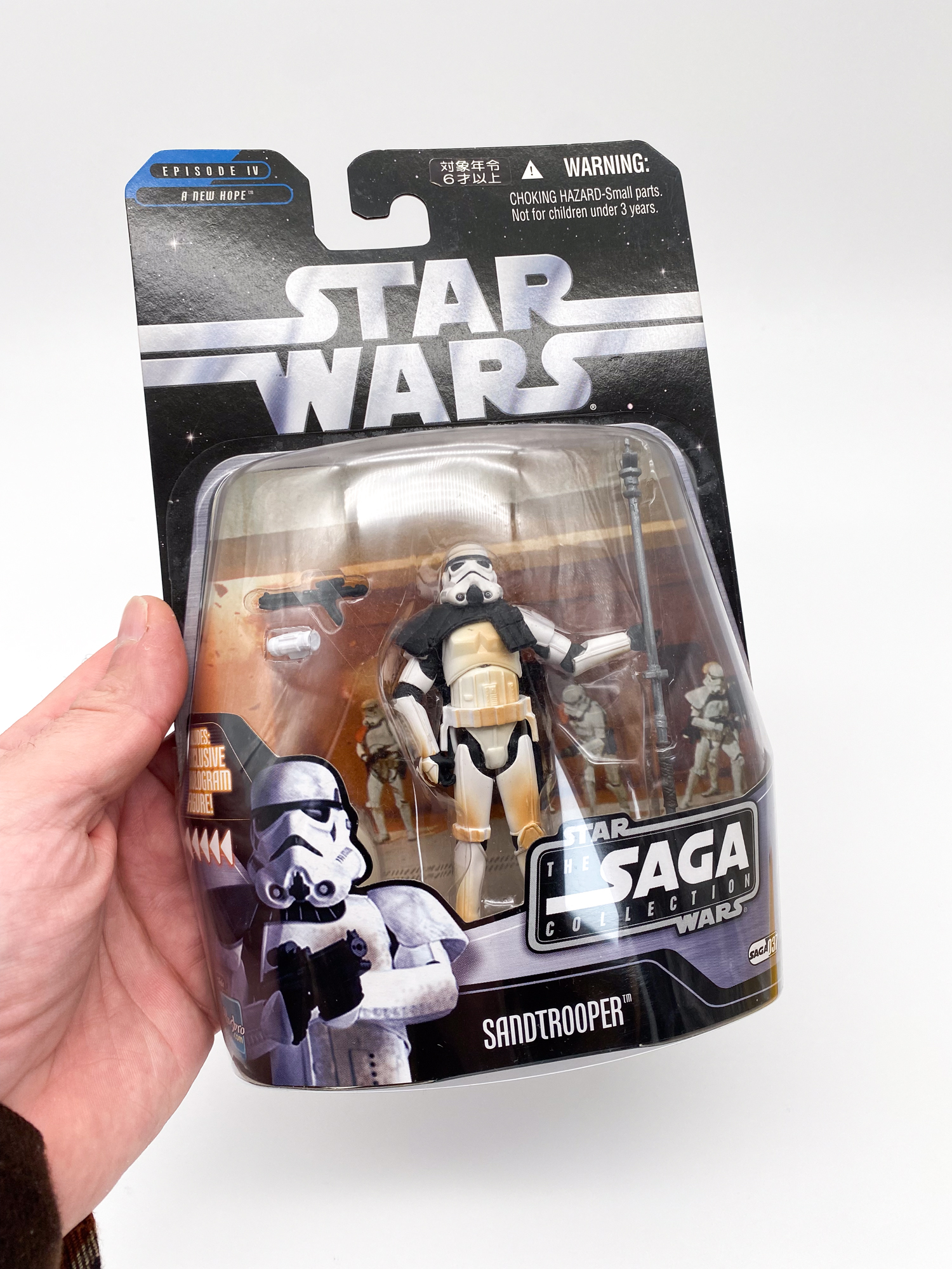 Star Wars The Saga Collection Sandtrooper - Figura Da Collezione 37 Con Blaster, Bastone E Ologramma