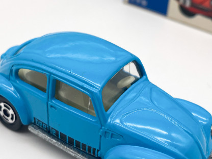Tomica F20 - VOLKSWAGEN BEETLE 1200L SE mint – Image 2