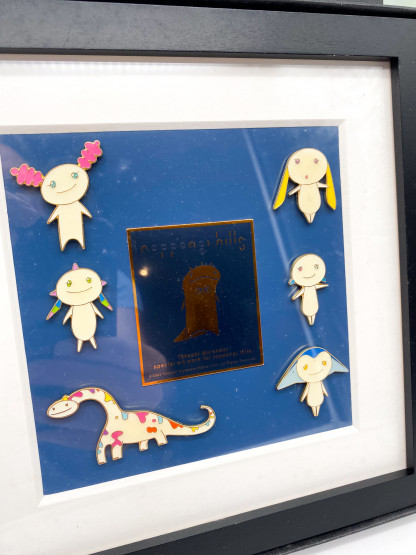 Takashi Murakami Roppongi Hills Opening Ceremony Souvenir Framed Pin Badge Set – Image 3