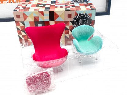 The Egg + The Swan Arne Jacobsen REAC Japan Miniature designer chair – Image 6