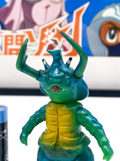 ANTLAR Bandai Soul of Bullmark Kaiju Sofubi 3" Mini Figure | Godzilla Ultraman – Image 3