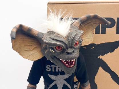 STRIPE Collab Gremlins x Over the Stripes MIB – Image 6