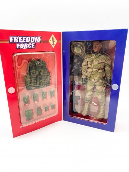 Elite Force Freedom Force Persian Gulf US Marine Corps BBI 2002 [NIB] – Image 3