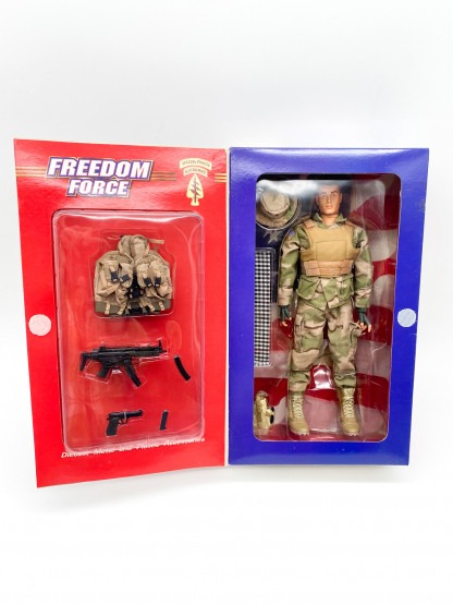 Elite Force Freedom Force US army green beret 12" Figure Blue Box Toys 2002 [NIB] – Image 5