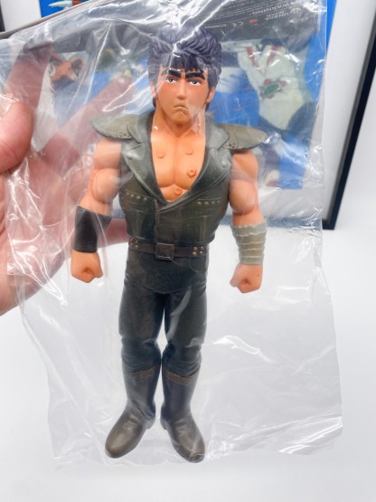 Ken le Survivant Sofubi UNBOX INDUSTRIES -  Fist of the North Star Kenshiro [sealed] – Image 6