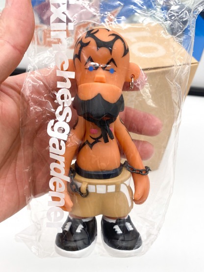 Michael Lau Garderner Tatto 6" Grey Vinyl Figures Set 1999  First Edition NEW – Image 7