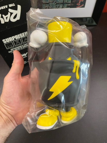 Spanky x Headlock Studios Ray the Aerosol  2003 VINYL FIGURE Sofubi Japan – Image 4