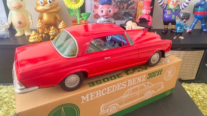 Ichiko Red Mercedes Benz 300SE 61cm 70-80s Japan – Image 3