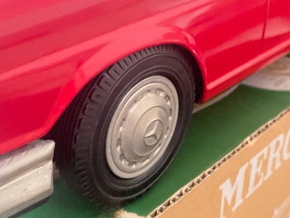 Ichiko Red Mercedes Benz 300SE 61cm 70-80s Japan – Image 8