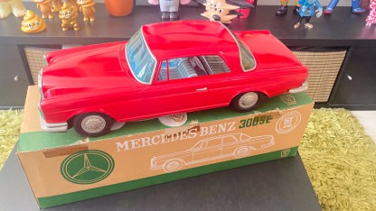 Ichiko Red Mercedes Benz 300SE 61cm 70-80s Japan – Image 7