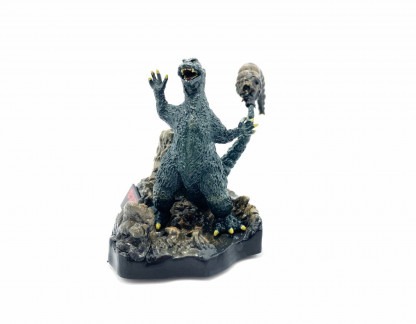Mothra Vs Godzilla Diorama - Yuji Sakai Directory Bandai – Image 3