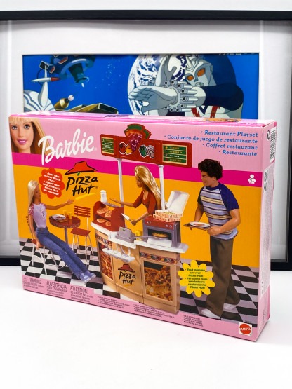 Barbie Pizza Hut Restaurant Playset - Mattel 2001 #88922 [MISB] NEW – Image 2