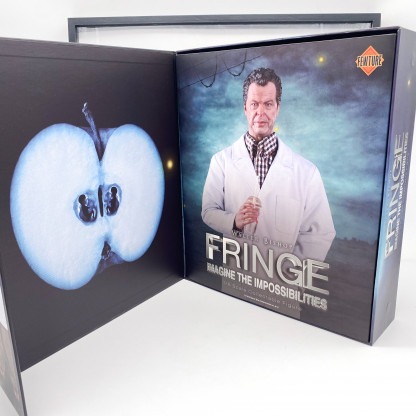 Figurine Fringe Walter Bishop - DID 2018 MIB – Image 2
