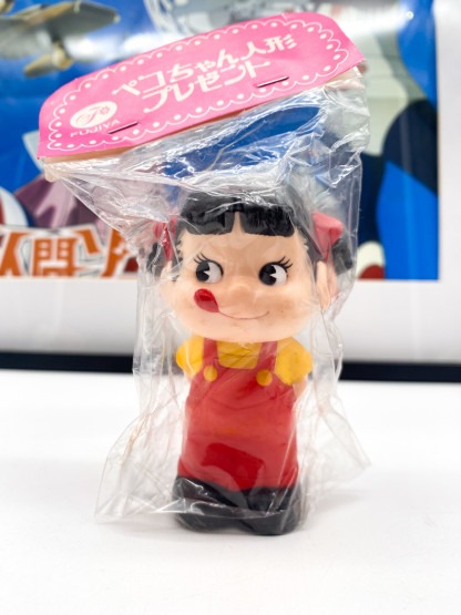 Peko-chan soft vinyl Mini-Doll Squeek Mascot - new old stock vintage japan – Image 7