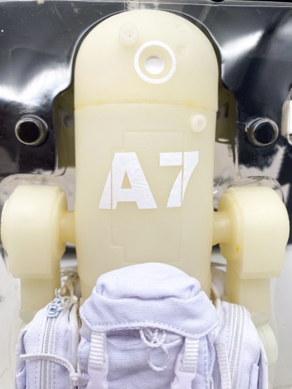 WWRp Bertie Recon MK3 GID ThreeA 3A Toys 2012 Ashley Wood – Image 8