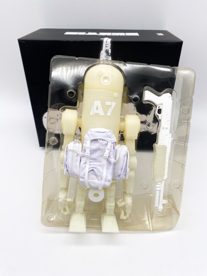 WWRp Bertie Recon MK3 GID ThreeA 3A Toys 2012 Ashley Wood – Image 10