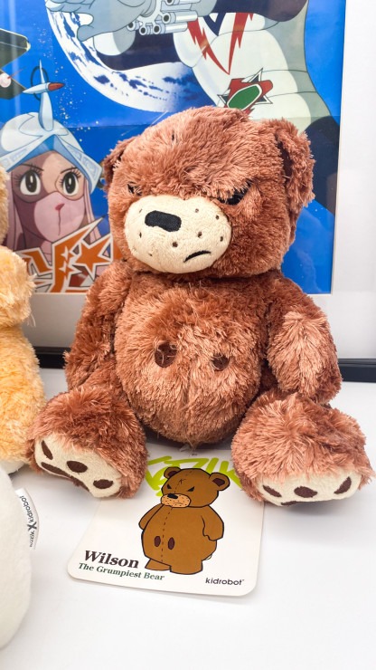 Wilson non smorkin’ - grumpiest bear Frank Kozik x Kidrobot 2010 NEW – Image 4