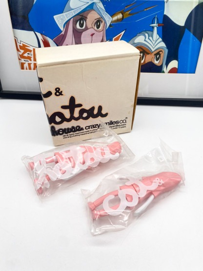 Girlittlehouse Cat And Hatou Pink - Michael Lau Figures Crazysmiles 2001 [sealed bag] – Image 2