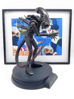 🟢 DISPO - Available 🟢

ALIEN Signature Series resin statue Palisades Toys 2005 – LE1500 MIB
-----------
La statue fait 41 cm de haut. Elle n’a jamais été exposée, la boîte a été ouverte uniquement pour les photos.
Un petit ergot à l’arrière du pied a été cassé pendant la manipulation mais a été recollé. ( voir la dernière photo).
Il s’agit d’une série limitée à 1500 exemplaires mondes, produite par Palisades Toys en 2005.

#alien #xenomorph #fabuleusecaverne #toycollector