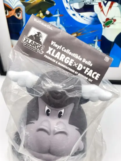 Cartoon OG XLARGE × D*Face charcoal version Medicom Toy 2019 NEW – Image 4