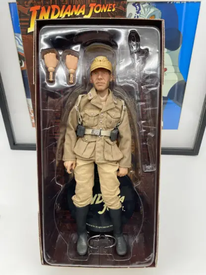 Indiana Jones German Disguise Sideshow Collectibles 1:6 Figure with box – Image 4