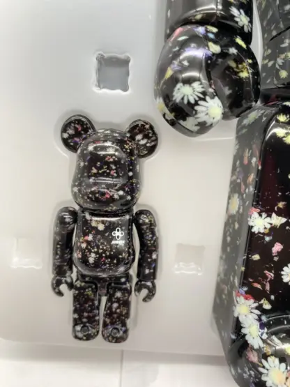 Medicom BE@RBRICK Anever Black 100% and 400% NIB – Image 6