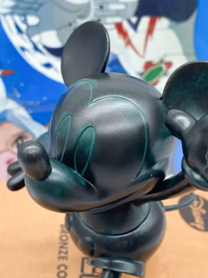 Mickey Mouse Bronze Color Medicom Toy Vinyl Collectible Dolls 2009 MIB – Image 10