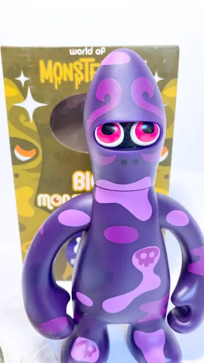 Big Monstrooper [Purple] Pete Fowler Monsterism 2002 MISB [NEW] – Image 4