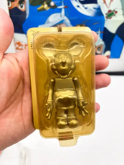 DHYP Kubrick FUTURE MICKEY RETRO by Hajime Sorayama - Medicom Toy 2003