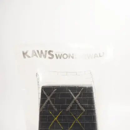 Kaws Wonderwall - OriginalFake 2010 SEALED BAG – Image 6