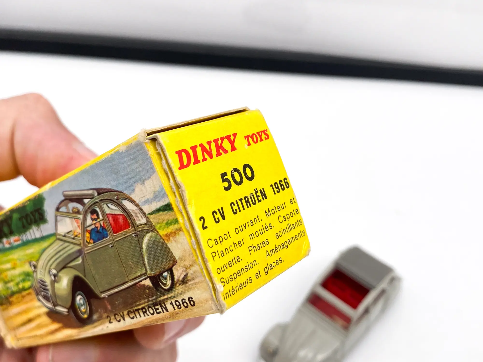 Dinky Toy Citroën 2CV – Maquette Meccano France 1/43 – Gris Vintage 1955