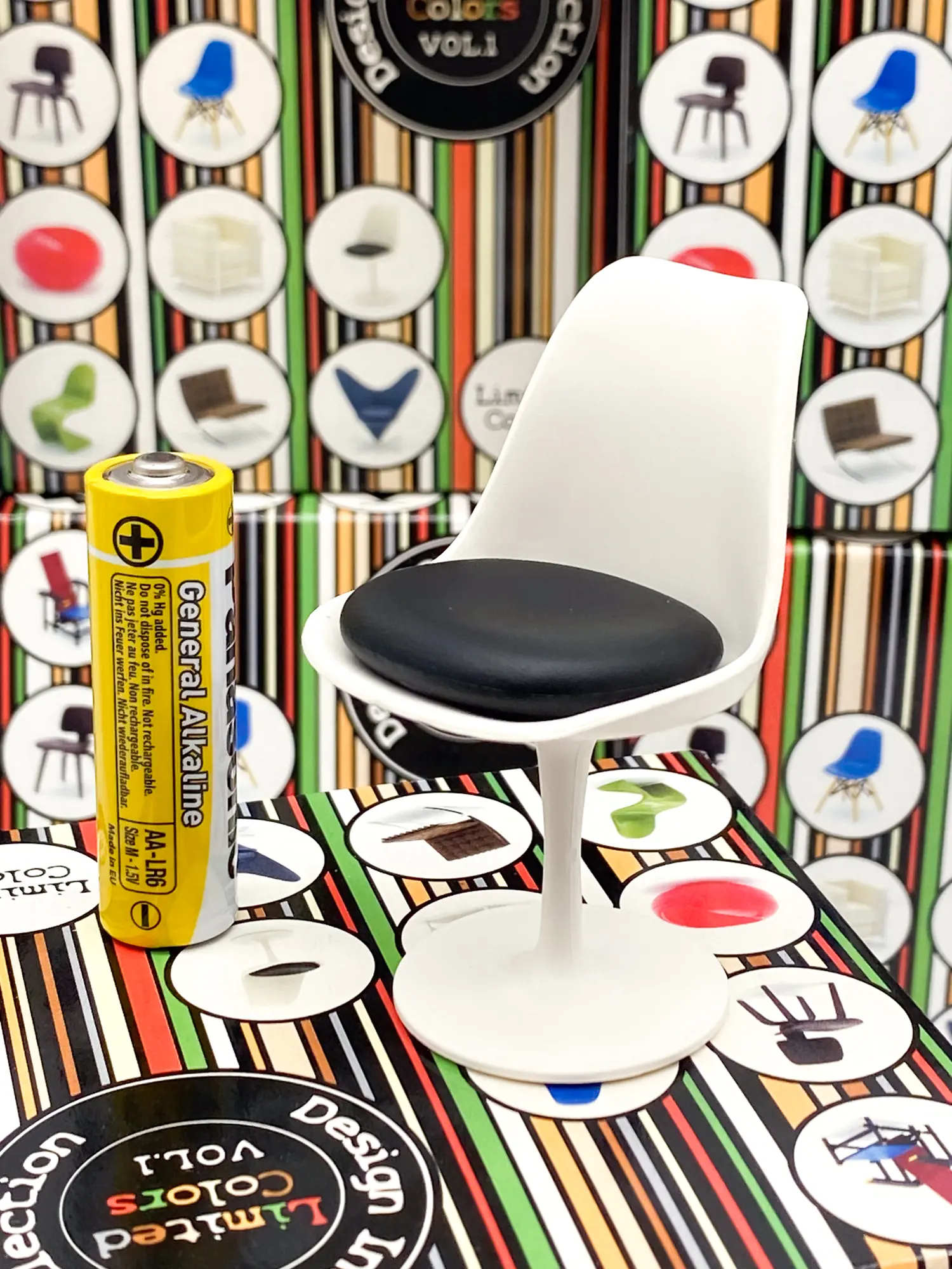 Miniature Tulip Chair REAC – Design Interior Collection Limited Colors Vol.1 – Échelle 1/12 MIB – Image 4
