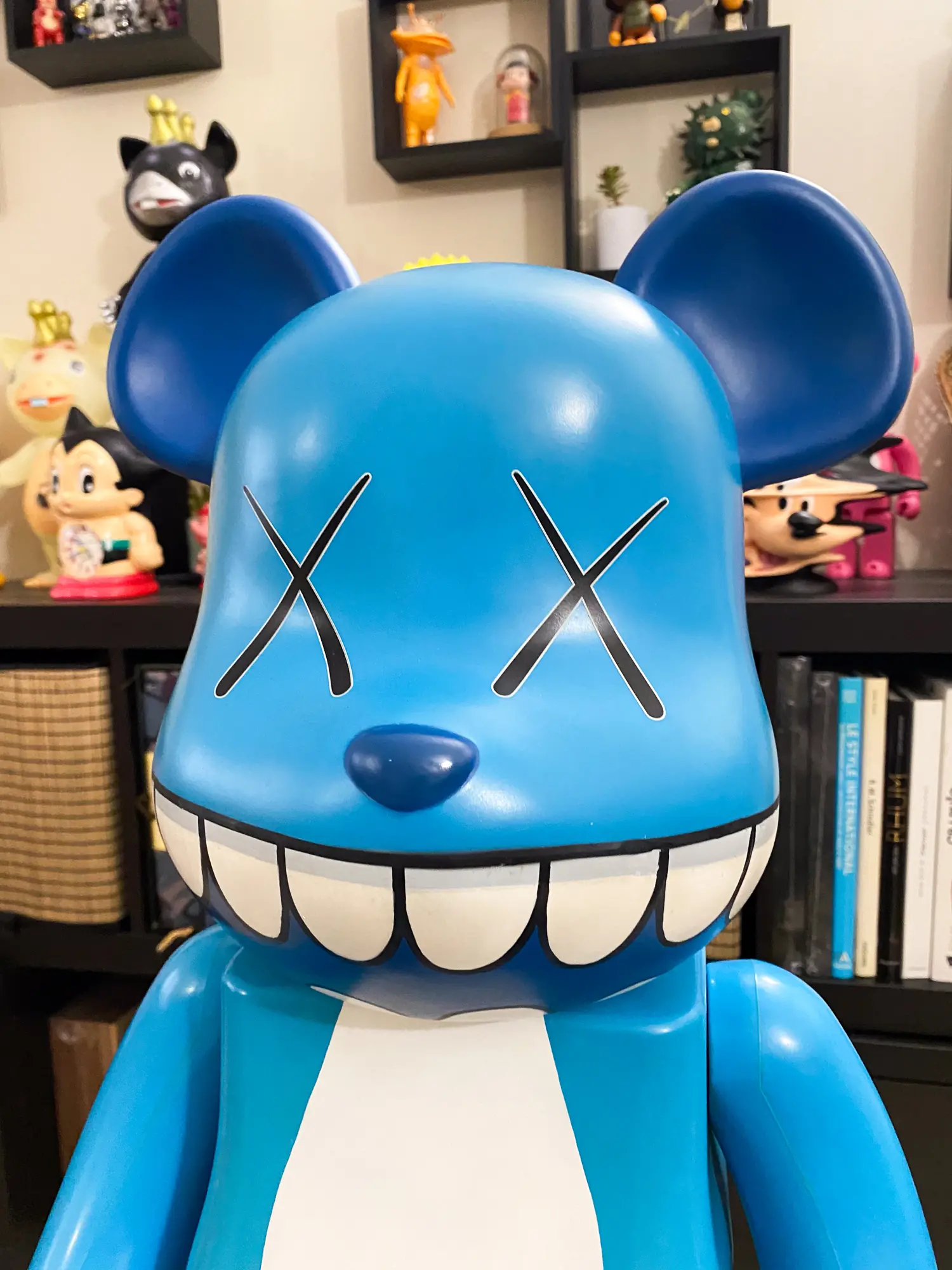KAWS CHOMPERS 1000% Bearbrick A-Nation 2003