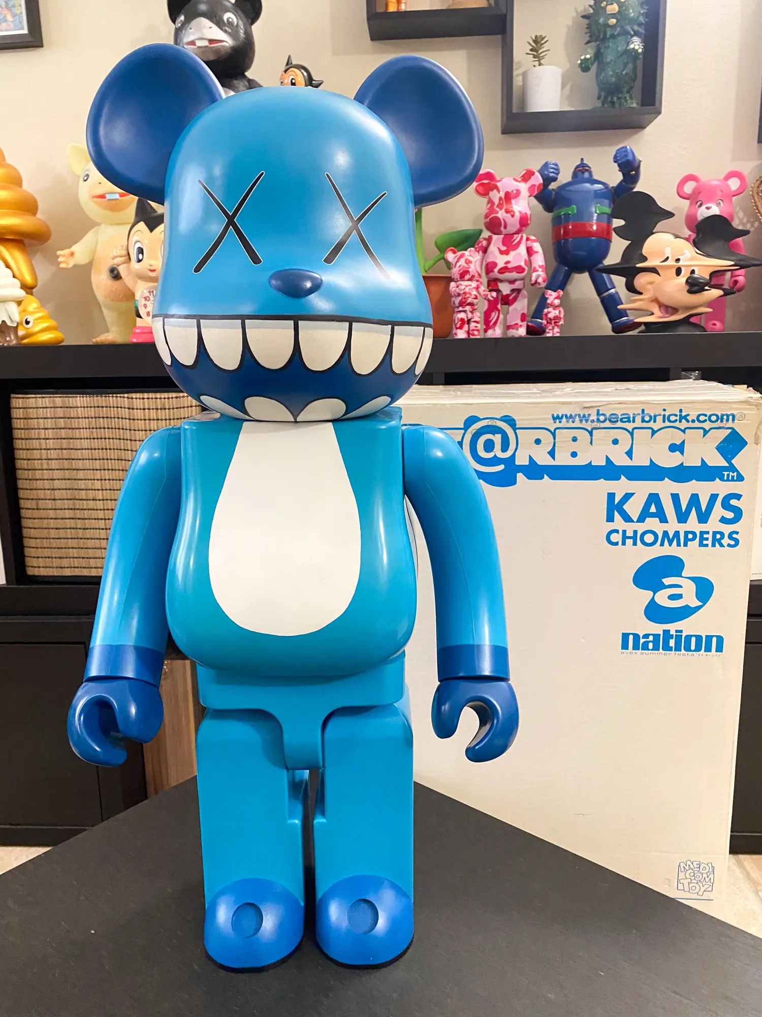 KAWS CHOMPERS 1000% Bearbrick A-Nation 2003