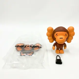 Kaws Baby Milo BAPE - A Bathing Ape 2005 MIB