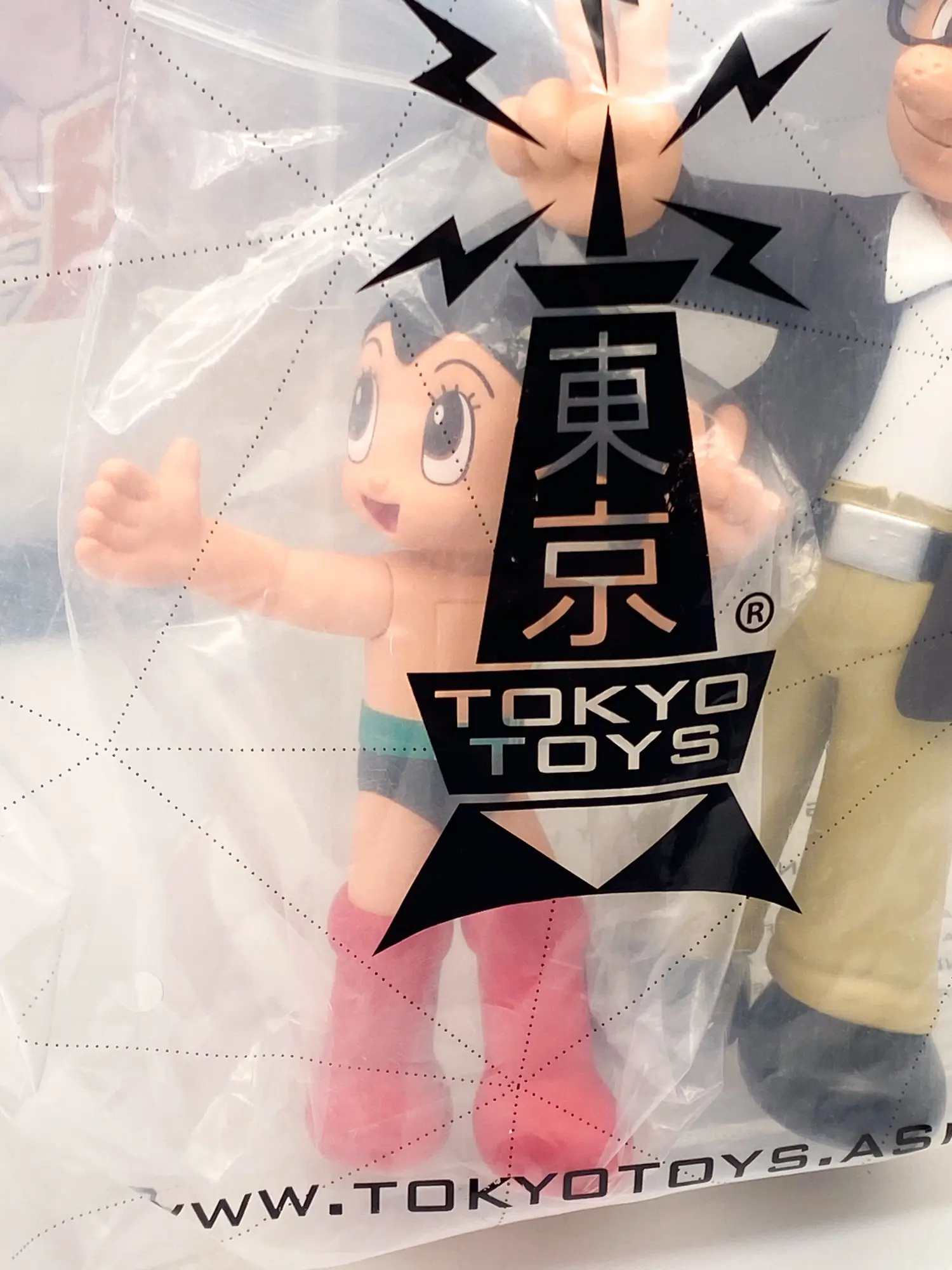 Osamu Tezuka + Astro Boy Sofubi Tokyo Toys