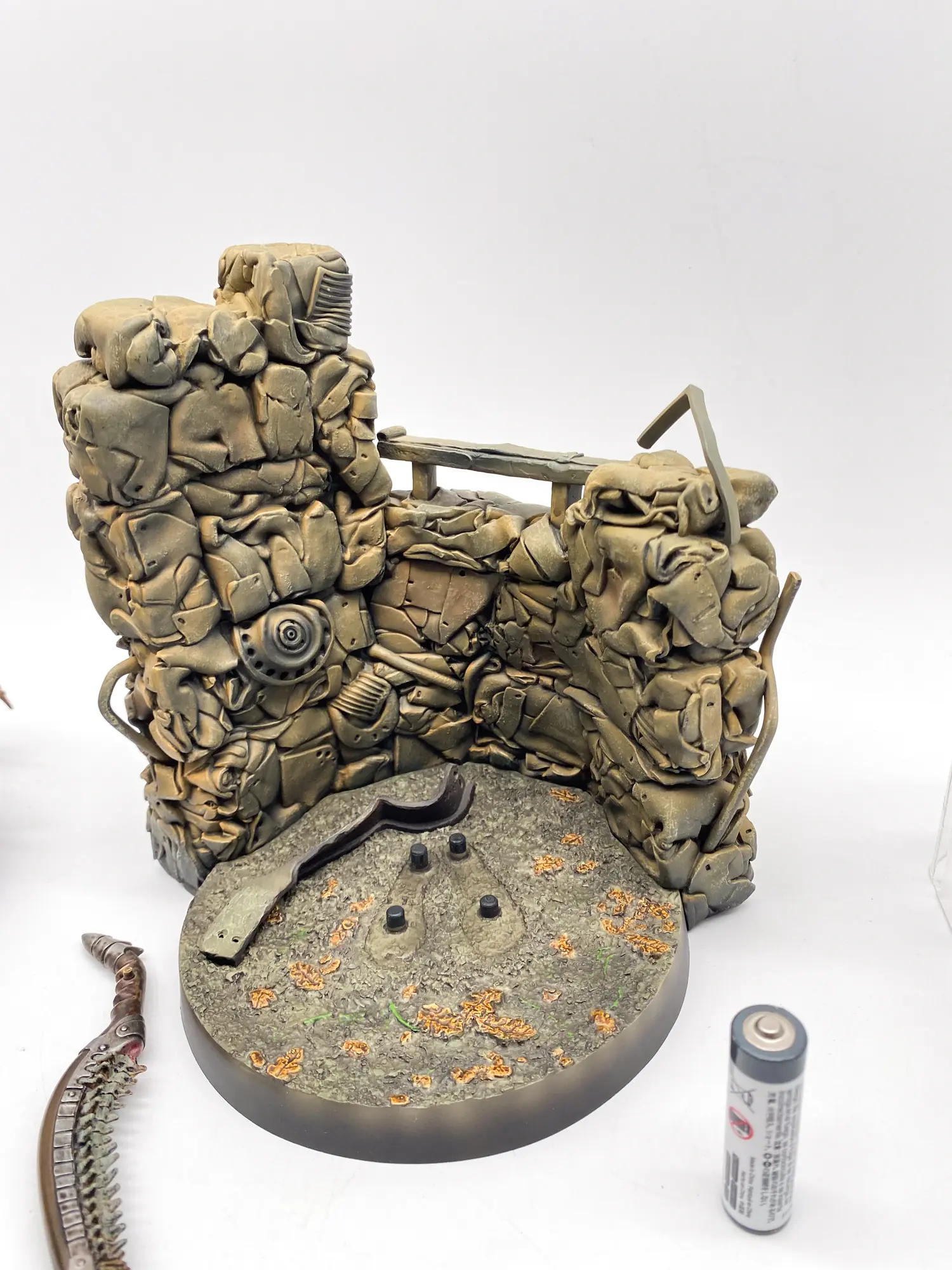 The Wraith Dead by Daylight 1/6 Scale Premium Statue Gecco MIB