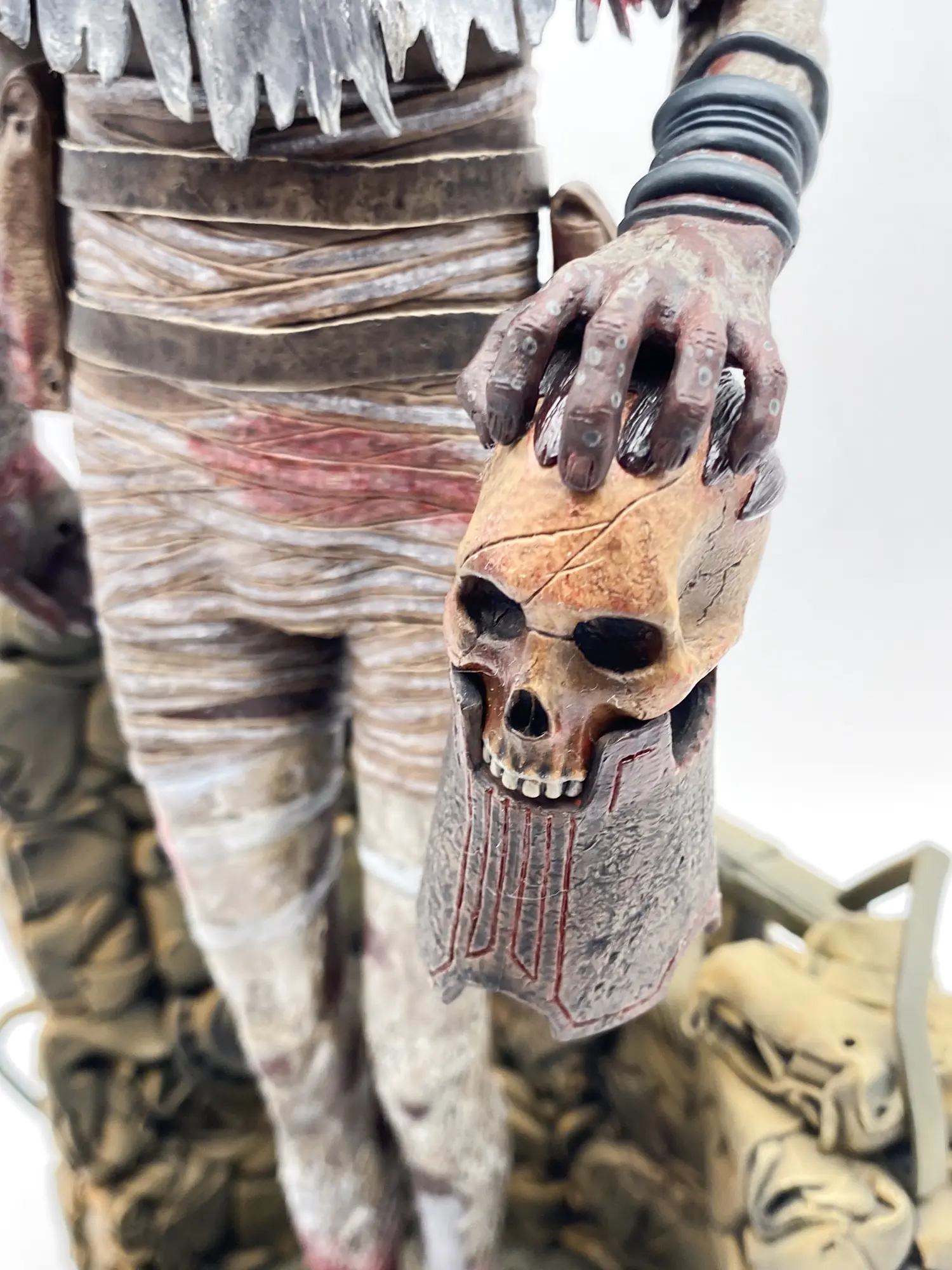 The Wraith Dead by Daylight 1/6 Scale Premium Statue Gecco MIB