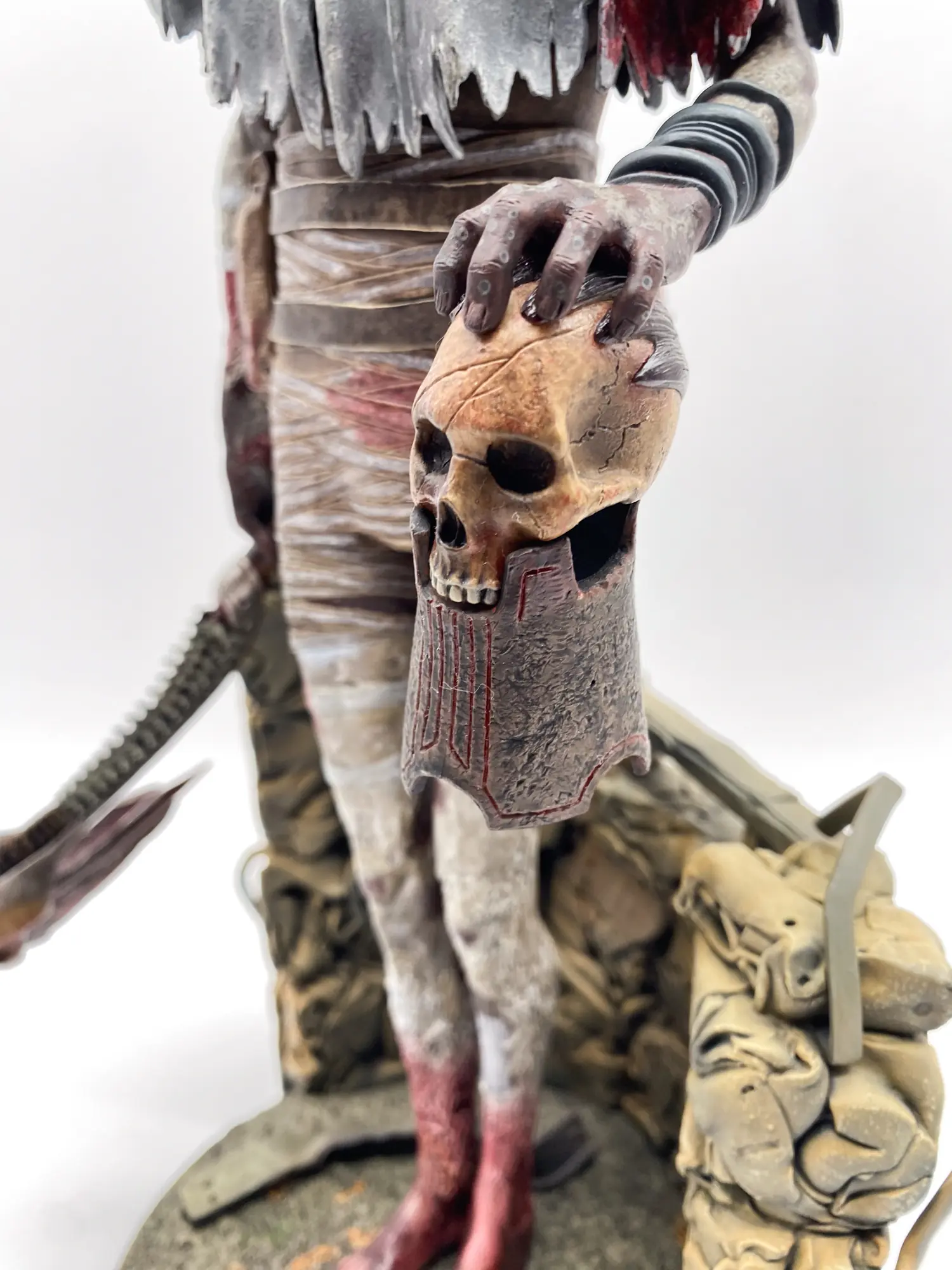 The Wraith Dead by Daylight 1/6 Scale Premium Statue Gecco MIB – Image 7