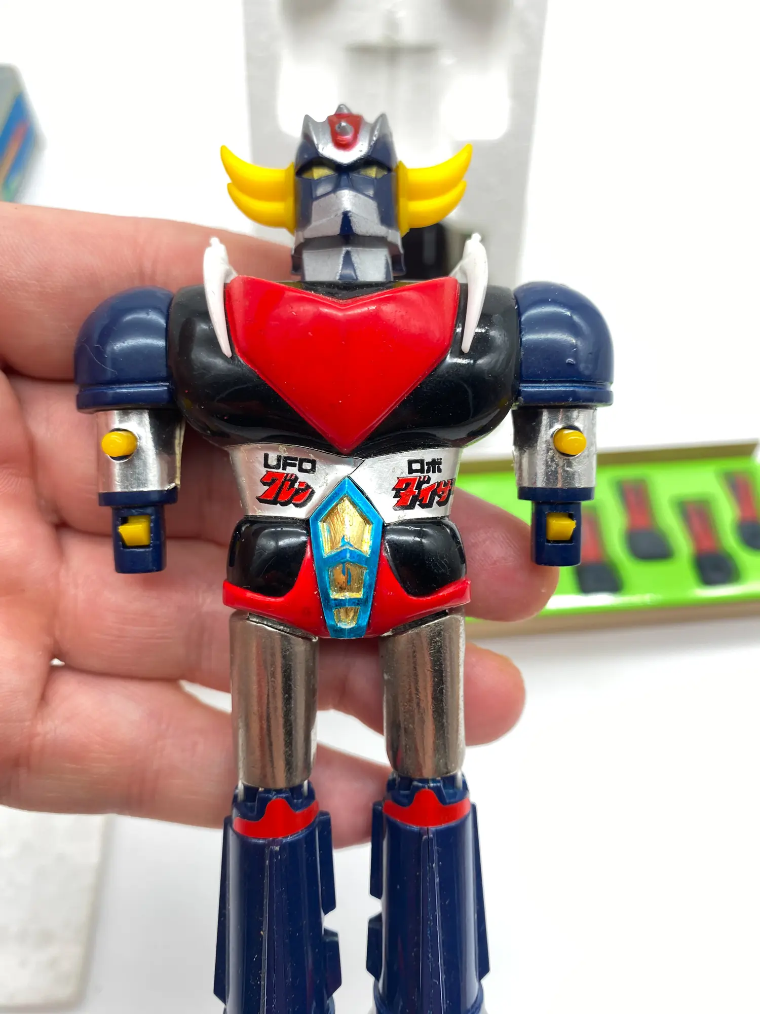 GOLDORAK Grendizer UFO ROBOT and Missile Launcher - POPY 1975 – Image 16