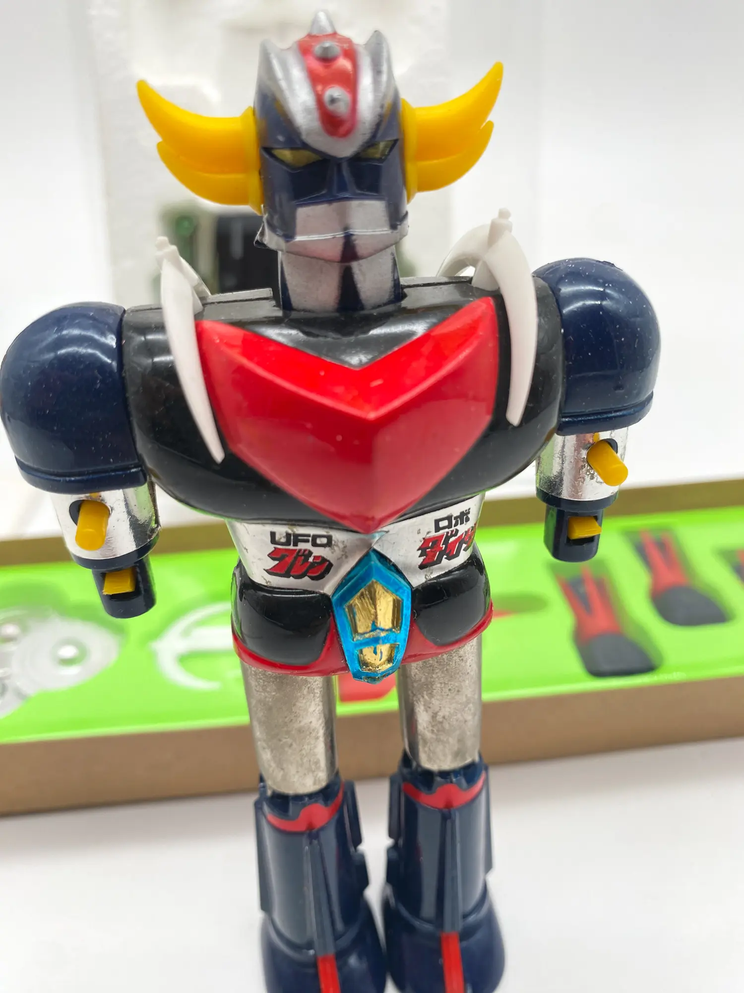 GOLDORAK Grendizer UFO ROBOT and Missile Launcher - POPY 1975 – Image 13