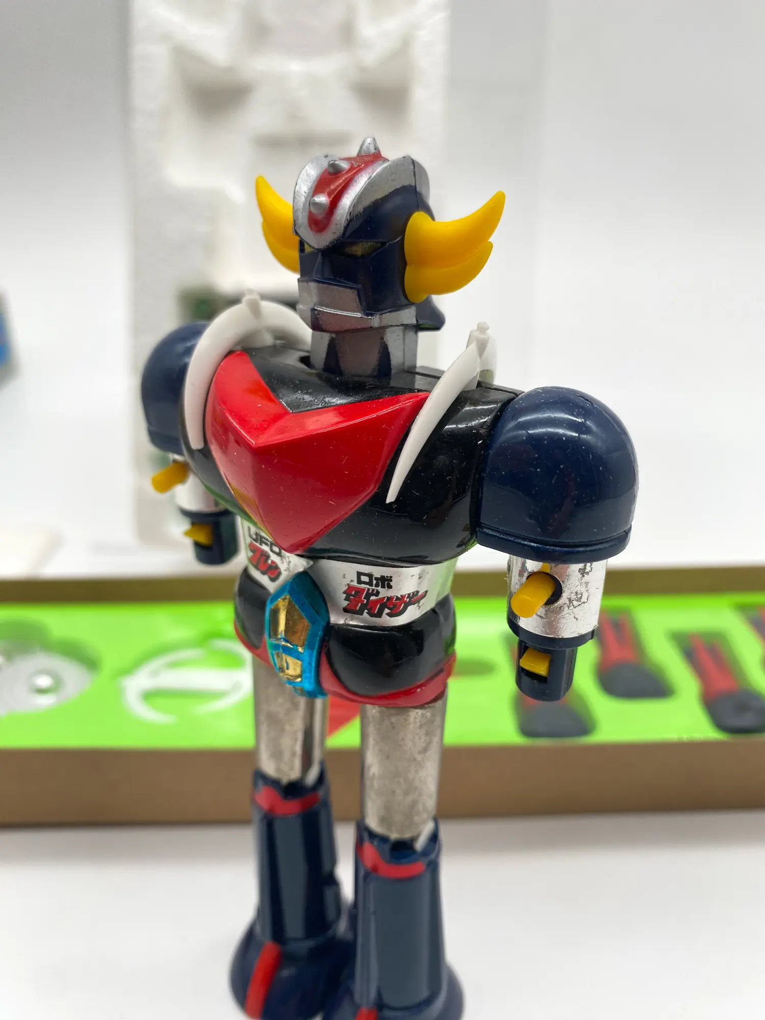GOLDORAK Grendizer UFO ROBOT and Missile Launcher - POPY 1975 – Image 12