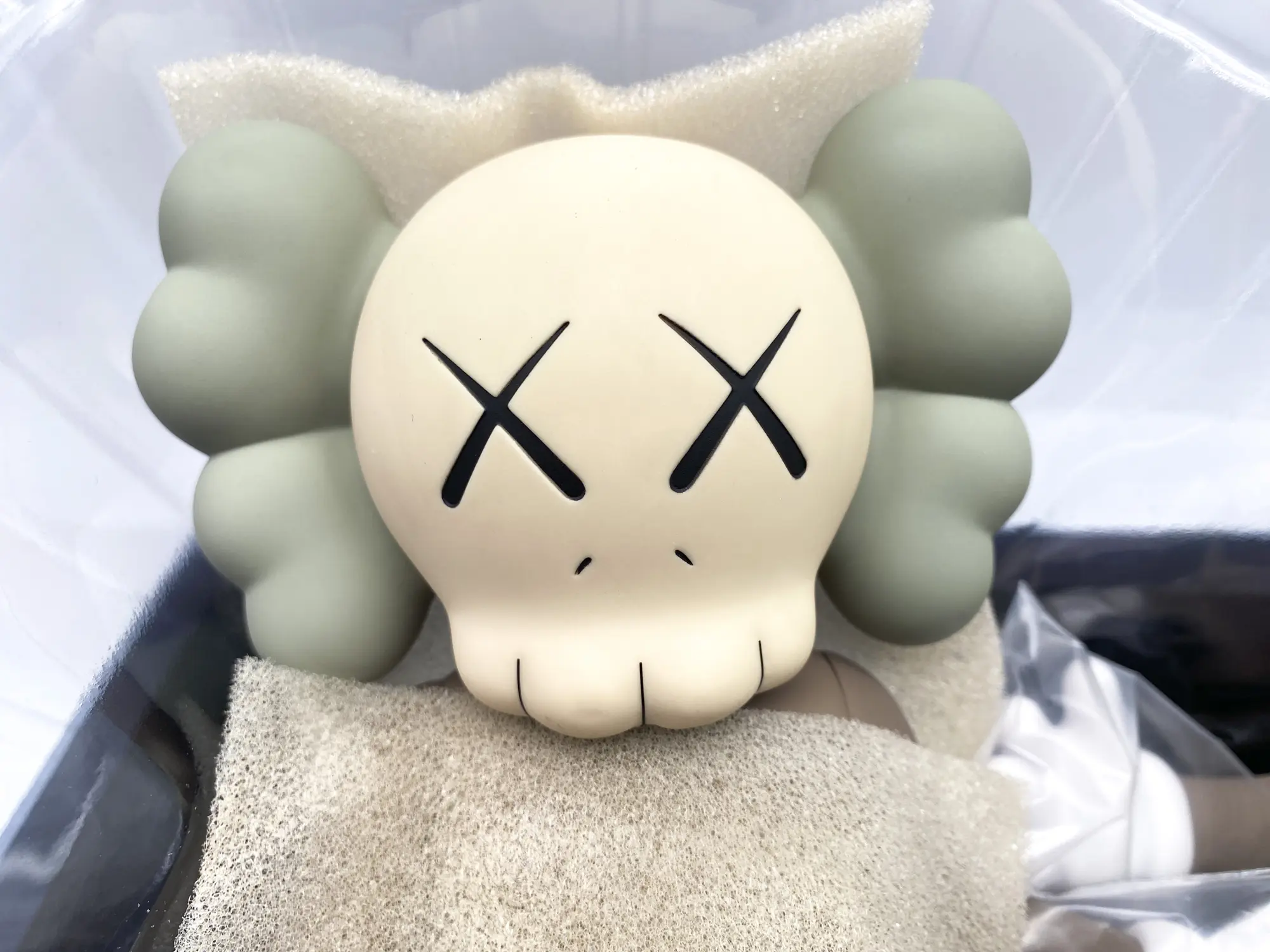 KAWS Along The Way Open Edition 2019 Figurine Vinyle MIB – Image 13