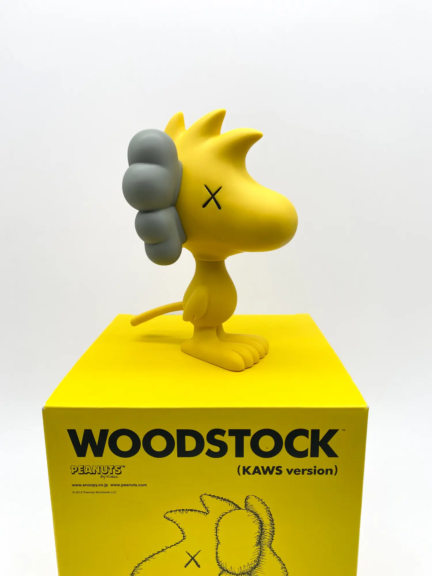 KAWS x Peanuts Woodstock 2012 OriginalFake Medicom Toy