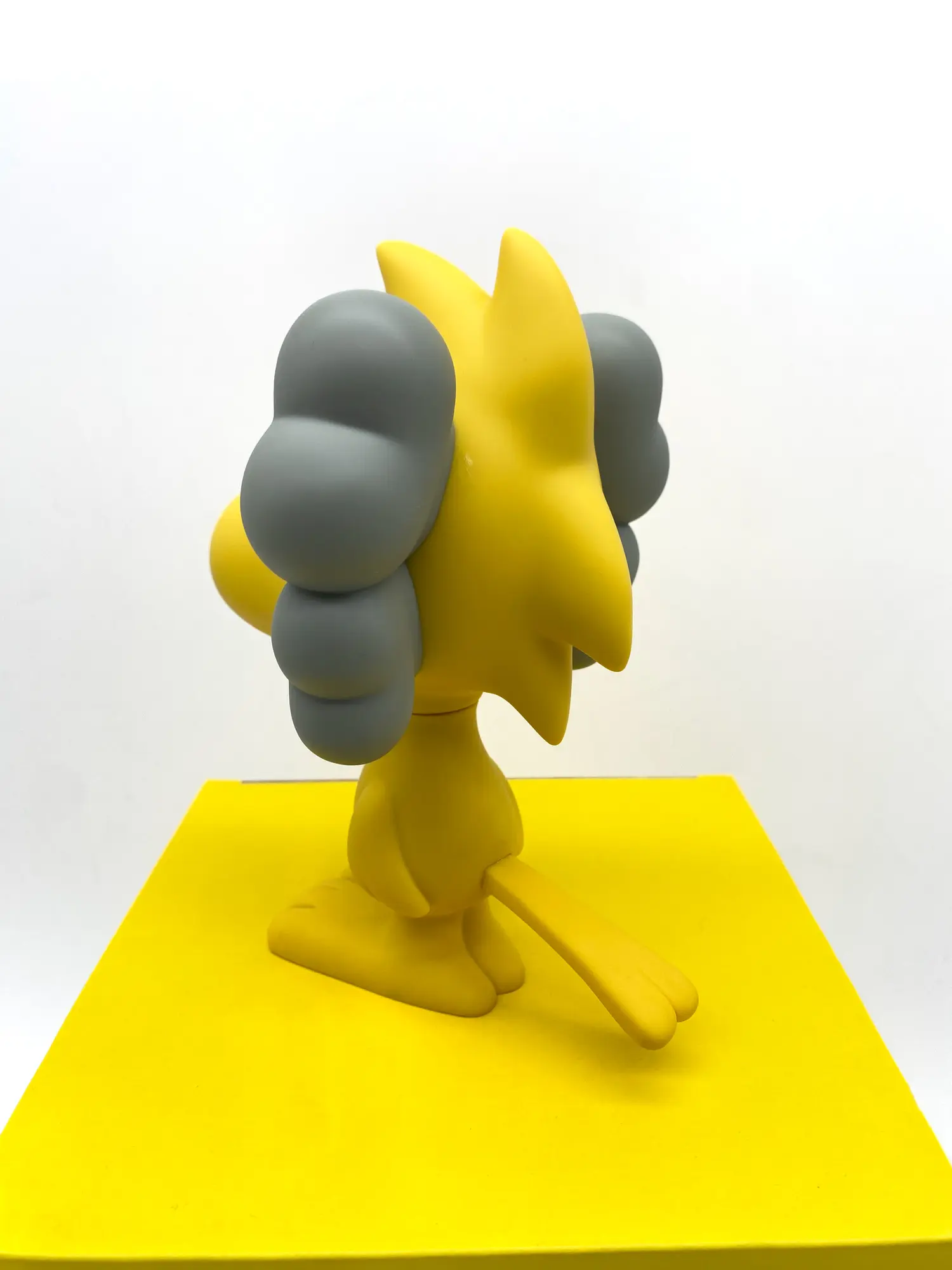 KAWS x Peanuts Woodstock 2012 OriginalFake Medicom Toy