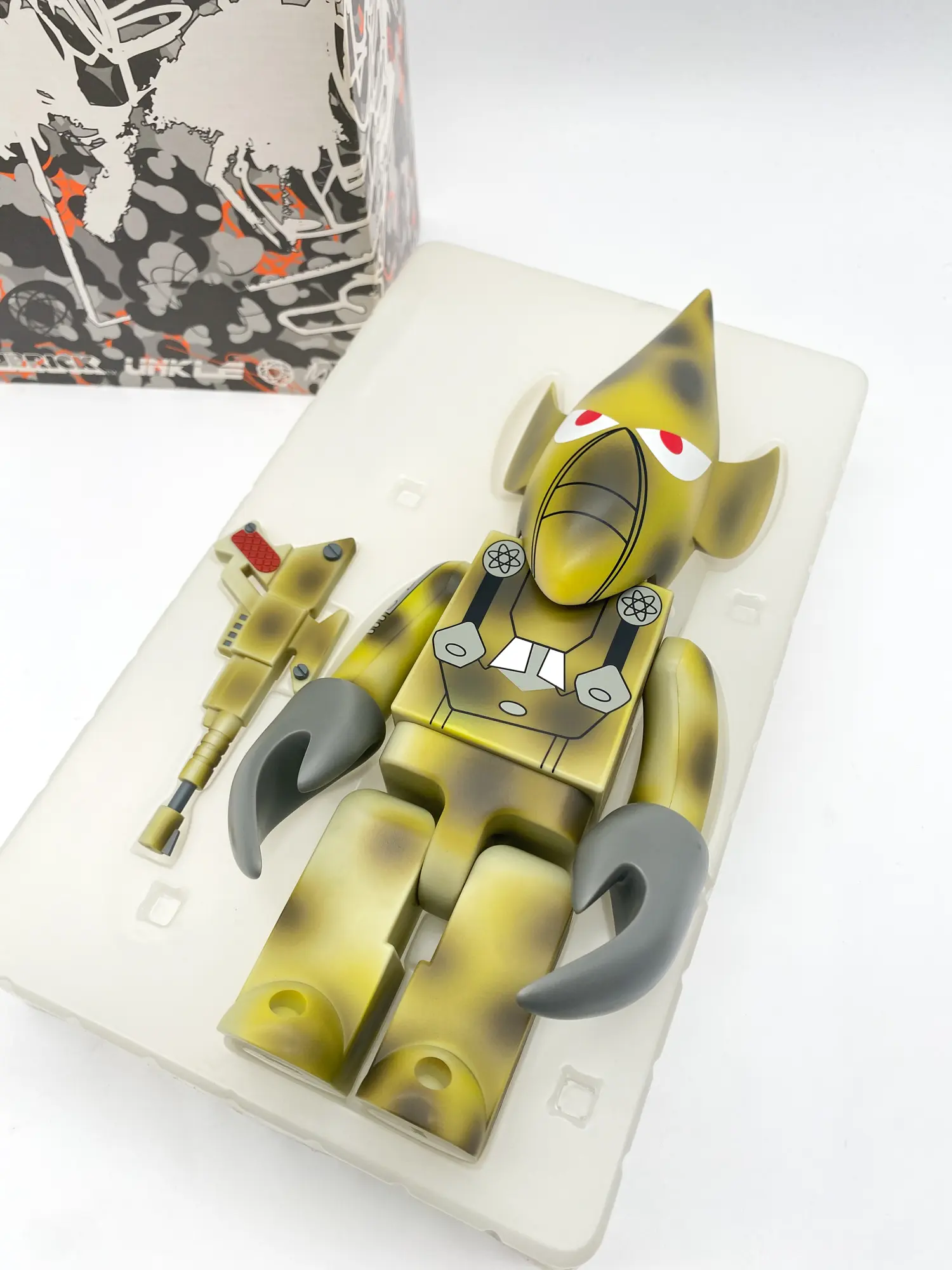 Pointman Futura 2000 Unkle 400% Kubrick Medicom Toy - 19