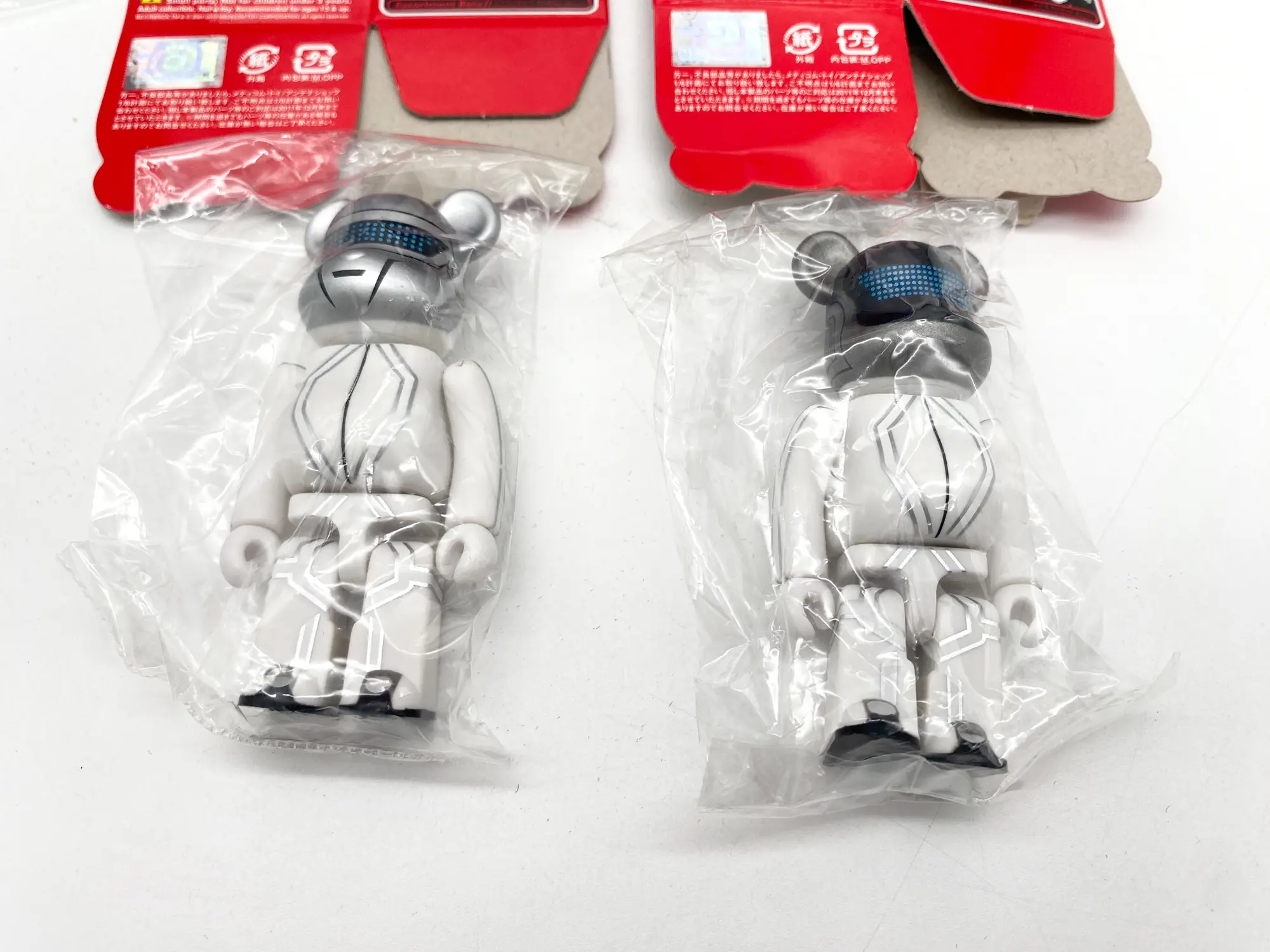Daft Punk BEARBRICK Series 21 – TRON: Legacy Medicom Toy 2010